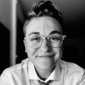 Meet your Posher, Nina